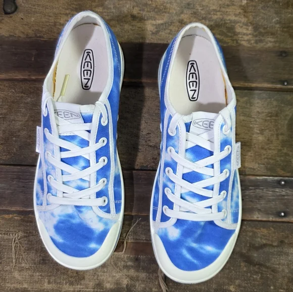 Keen Elsa Lite Blue and White Tie Dye Comfortable Lace Up Canvas Sneaker. 8.5 - Picture 5 of 10